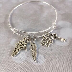 Boho Protection Charm Bracelet Hamsa Feather Horseshoe Infinity Heart Key